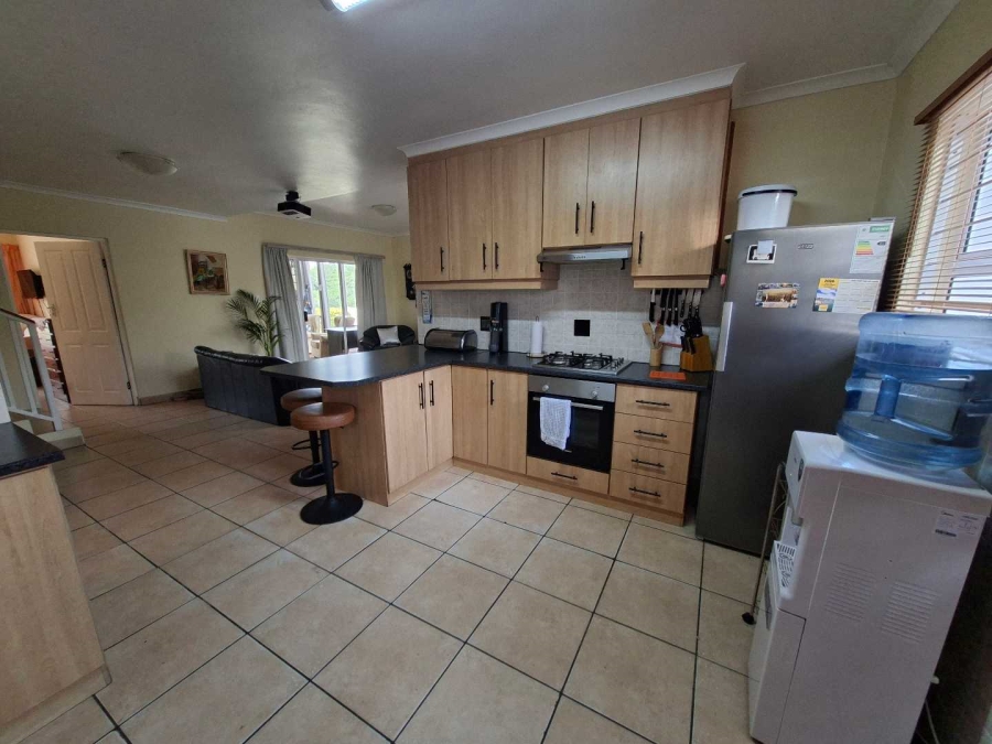 3 Bedroom Property for Sale in Dana Bay Western Cape